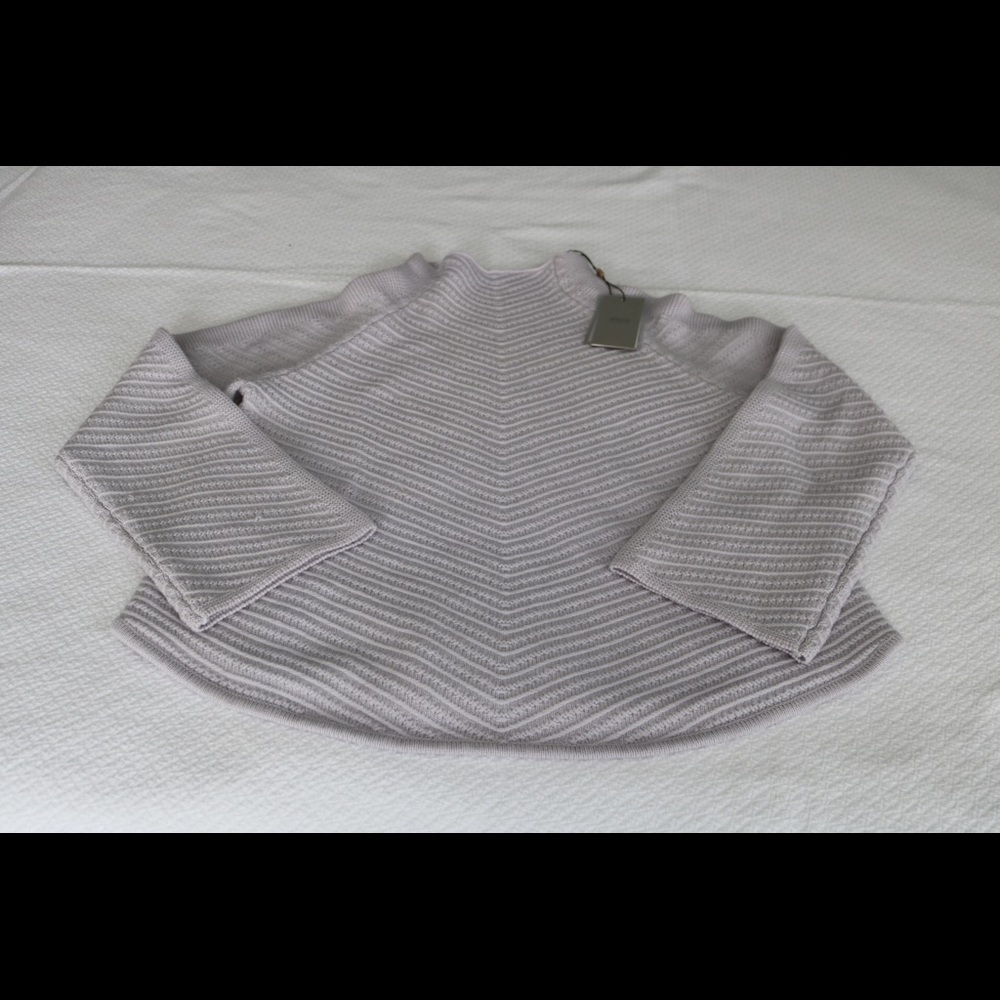 Armani Collezioni Wool and Cashmere Sweater